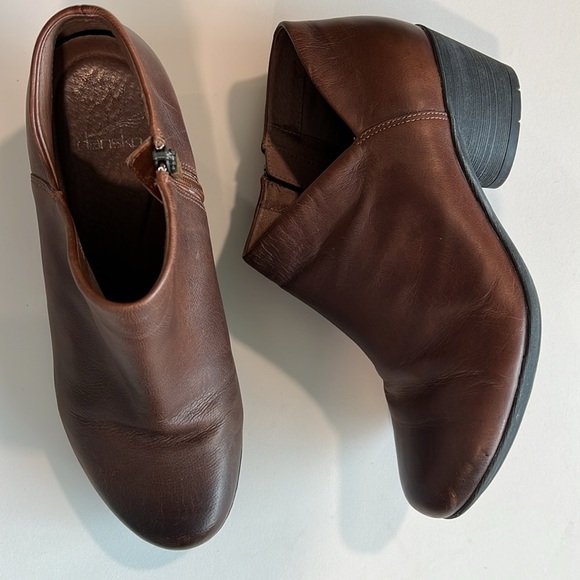 Dansko - 38/8, comfort, Brown Leather Ankle Boots - Picture 6 of 8